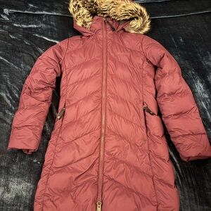 Marmot girls deep purple Puffer Jacket with Faux Fur Hood